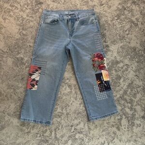 DG2 by Diane Gilman Capri Denim Embroidered Patchwork Womens 6P